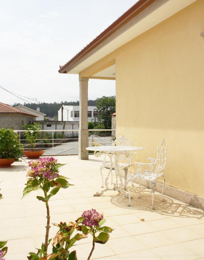 Villa Mr Alheira House Barcelos Exterior foto