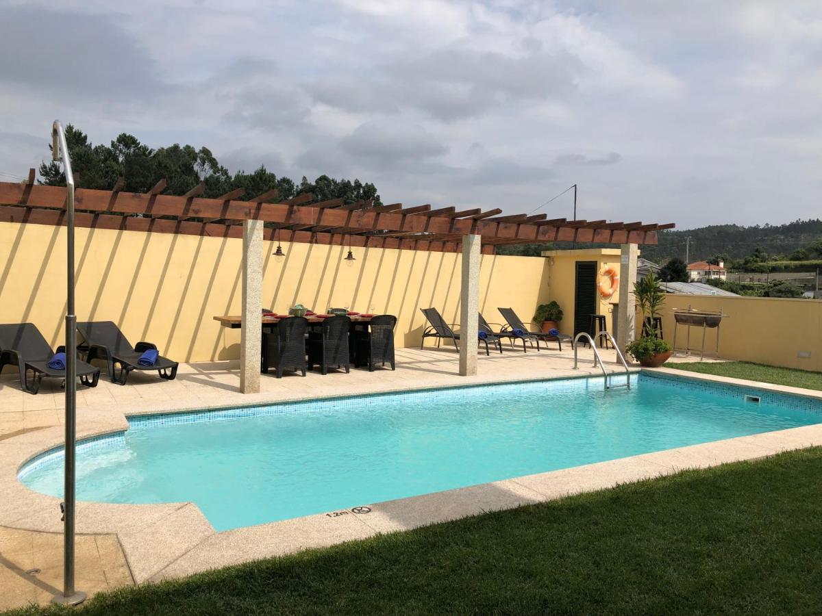 Villa Mr Alheira House Barcelos Exterior foto